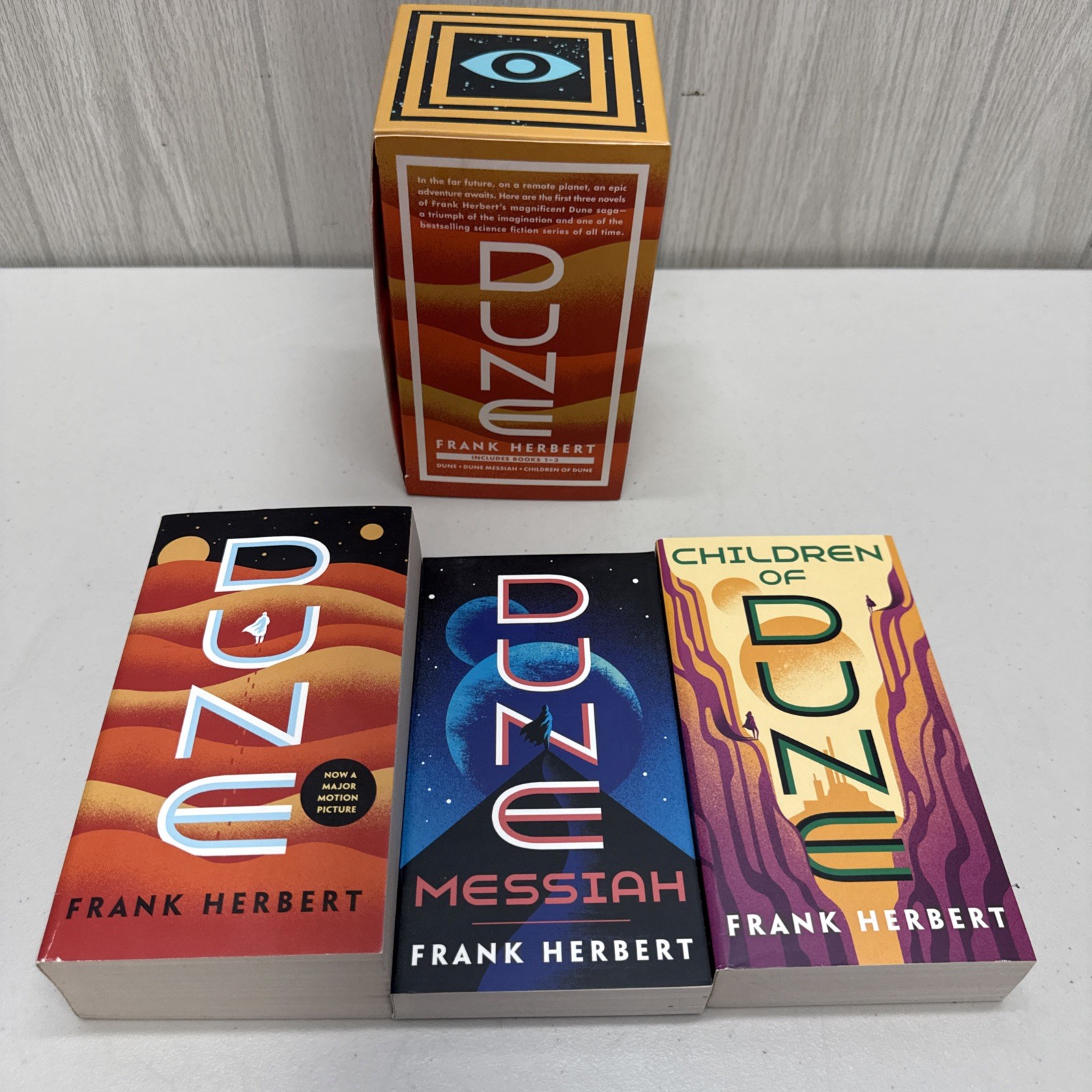 Frank Herbert’s Dune Saga 3-Book Boxed Set: Dune, Dune Messiah, and Children…