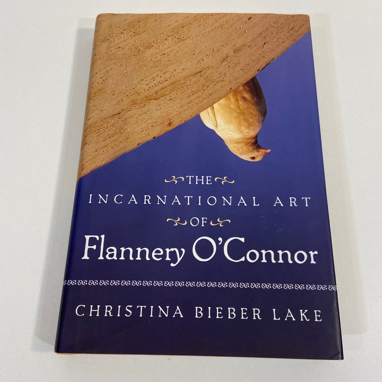 The Incarnational Art of Flannery O’Connor Christina Bieber Lake HCDJ 2005