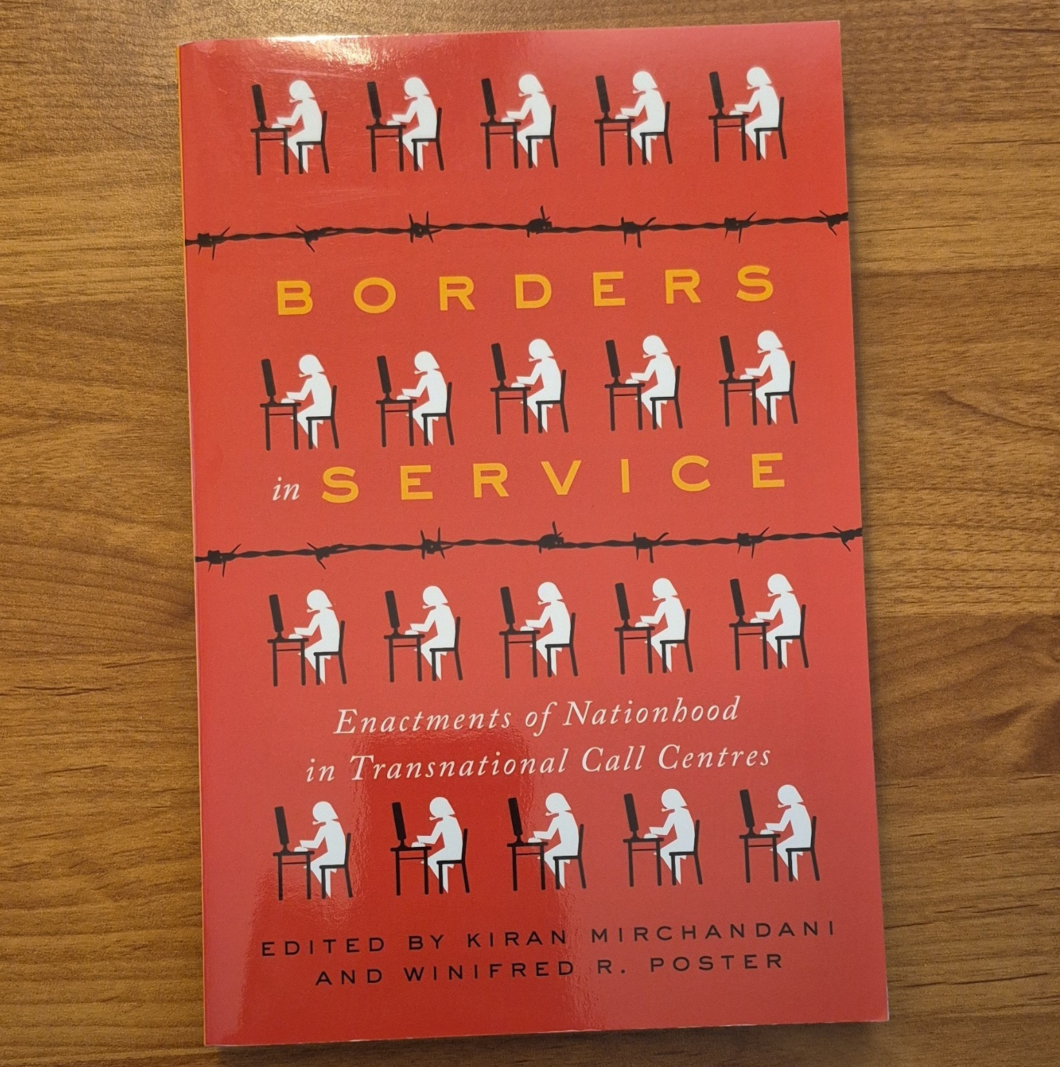 University of Toronto Press Borders in Service Mirchandani & Poster Paperback