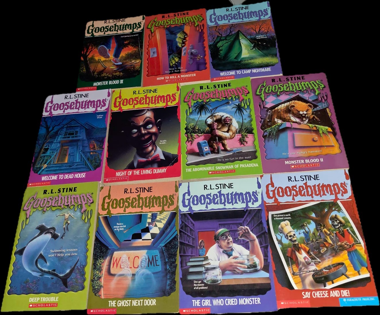 R.L. Stine Goosebumps Book Bundle