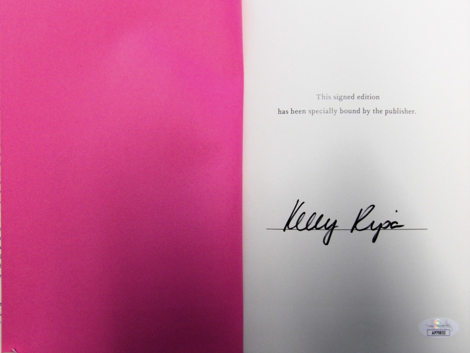 Kelly Ripa Signed Live Wire 1st Ed Hardcover Book JSA Authenticated