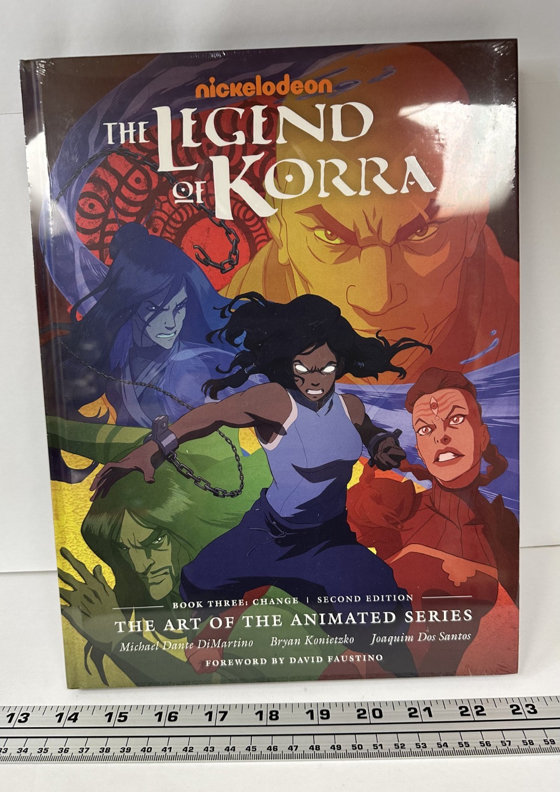 The Legend of Korra: The Art of the Animated Series Book 3: Change (2nd Edition)