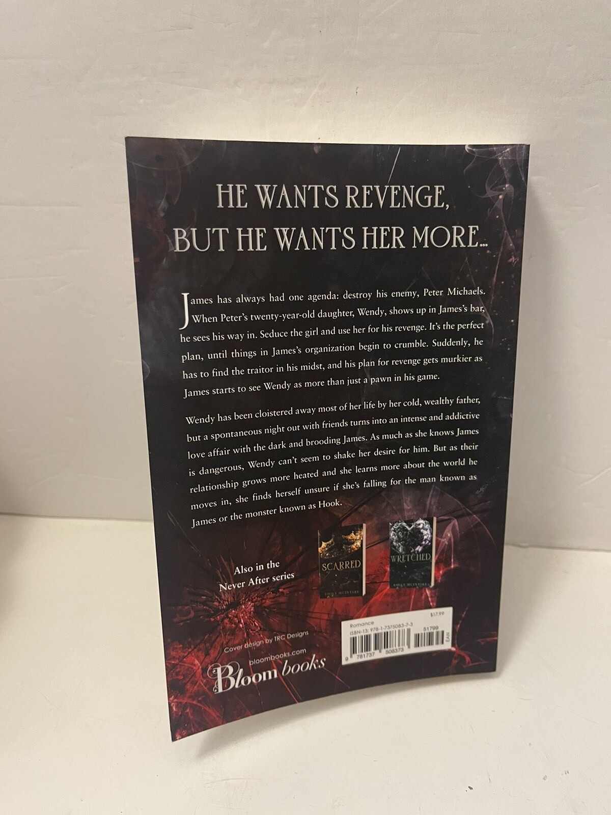 Never After Ser.: Hooked by Emily McIntire (2021, Trade Paperback)