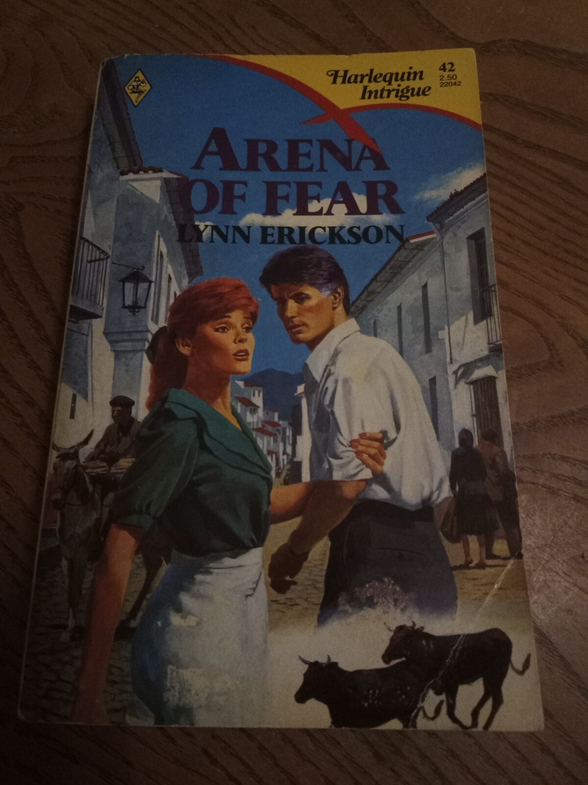 Classic Harlequin Intrigue Romance, Arena Of Fear By Lynn Erickson #42, 1986