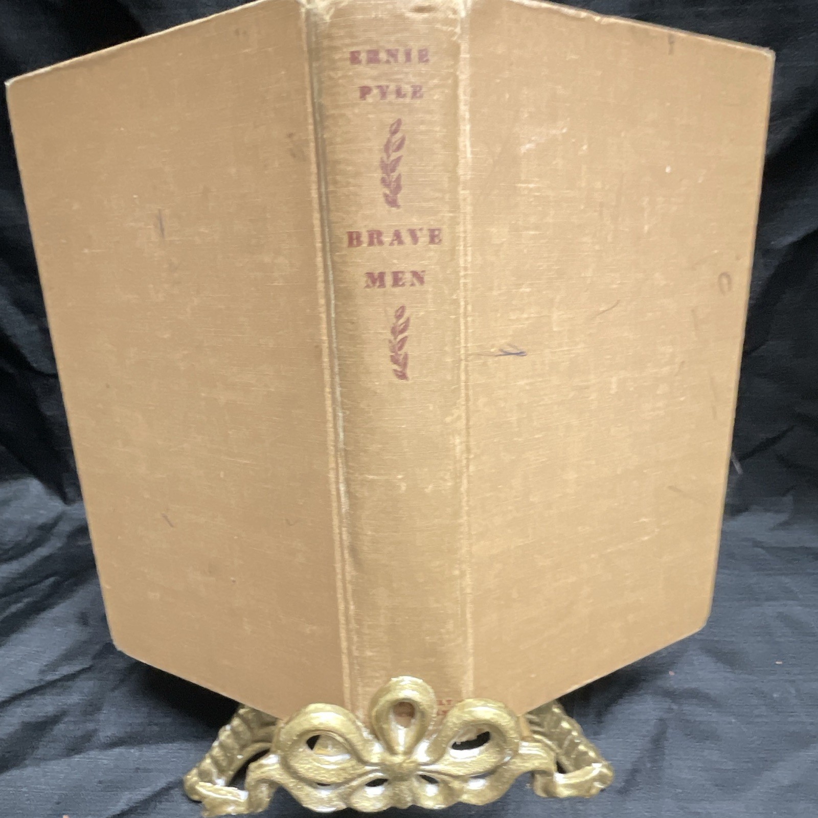 Ernie Pyle Brave Men HC Henry Holt and Company 1944 WWII Nonfiction War