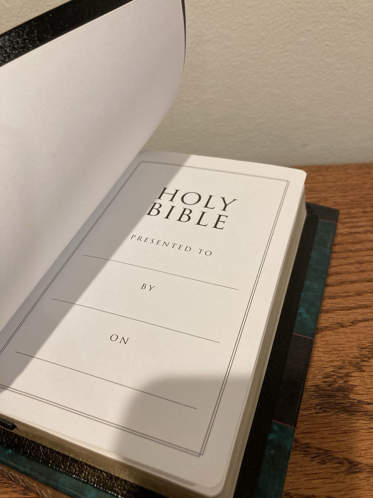 Sealed! NIV 1984 Thinline Bible | Black Bonded Leather| 6.3 point font