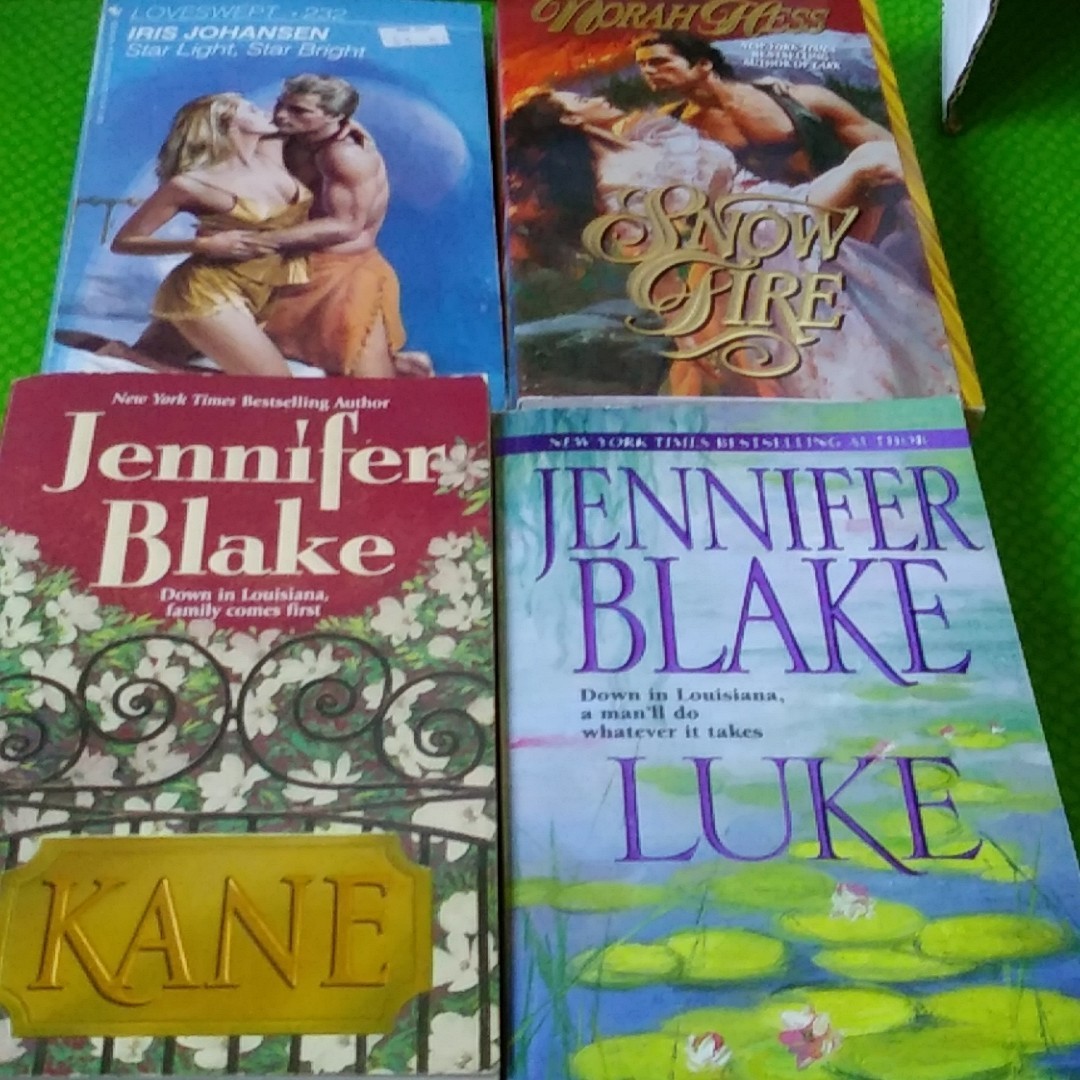 Lot of 25 Contemporary Hot ROMANCE Mixed Paperbacks Fiction Books Lot 3
