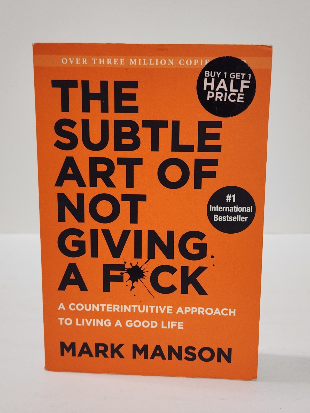 The Subtle Art of Not Giving a Fuck by Mark Manson (2017, Paperback) 1st Edition