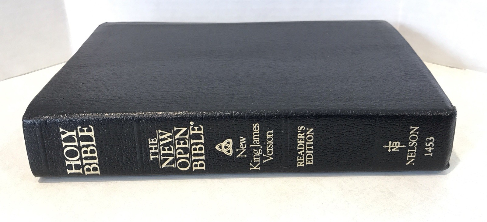 The New OPEN Holy Bible NKJV Reader’s Edition Nelson 1453 Black Bonded Leather