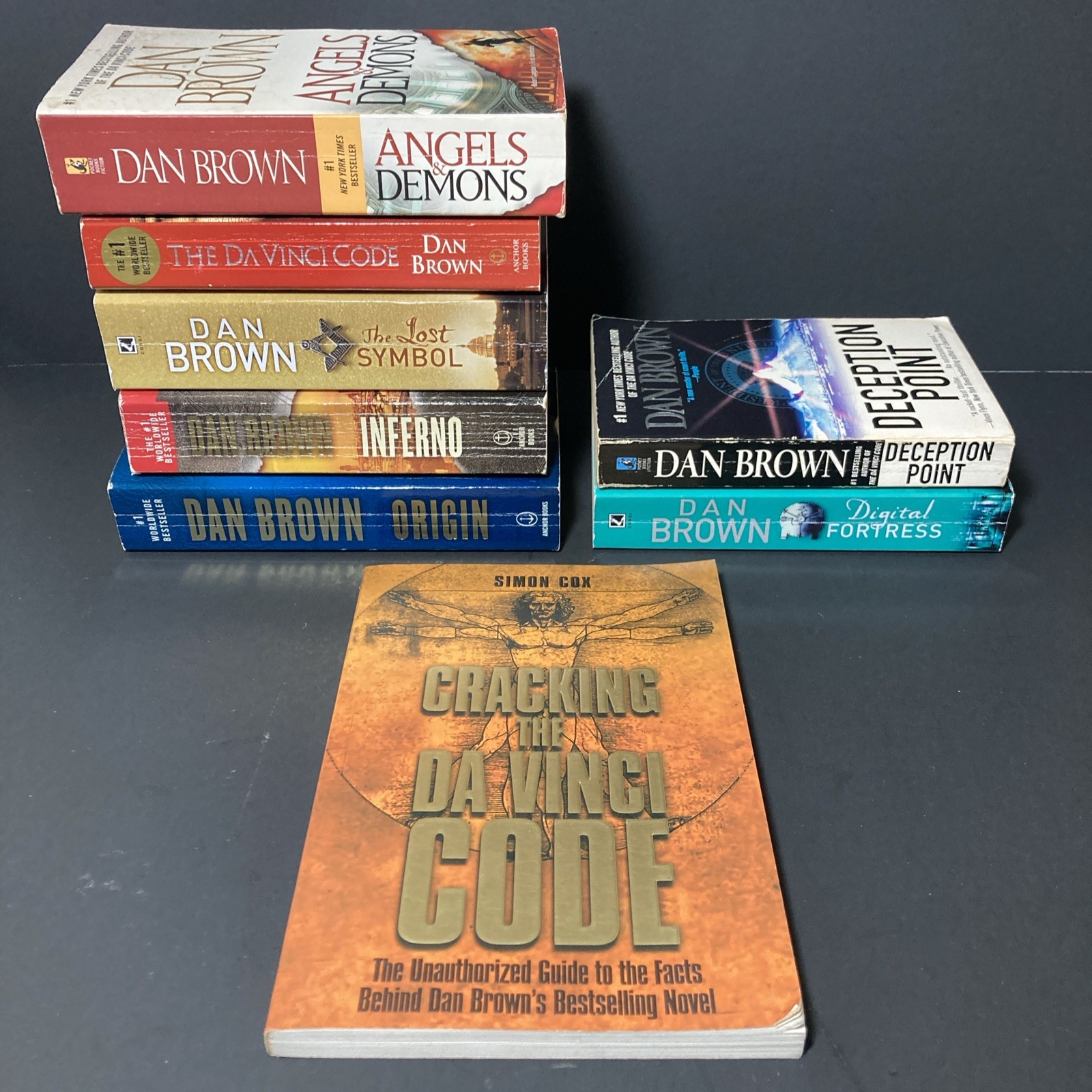 Lot – ROBERT LANGDON SERIES Books 1-5 + 2 Bonus By Dan Brown + Cracking the Code