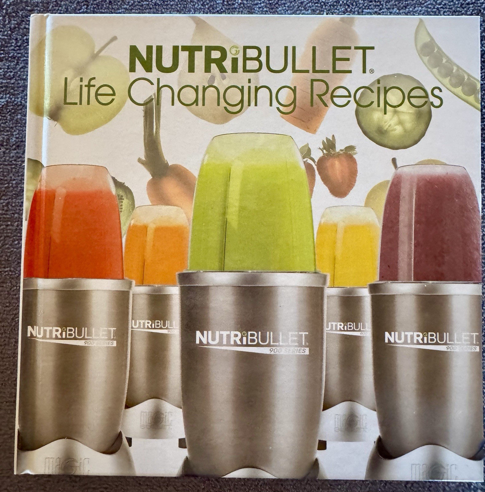 NUTRIBULLET LIFE CHANGING RECIPES HARDBACK COOKBOOK 152 PAGES GREAT RECIPES!