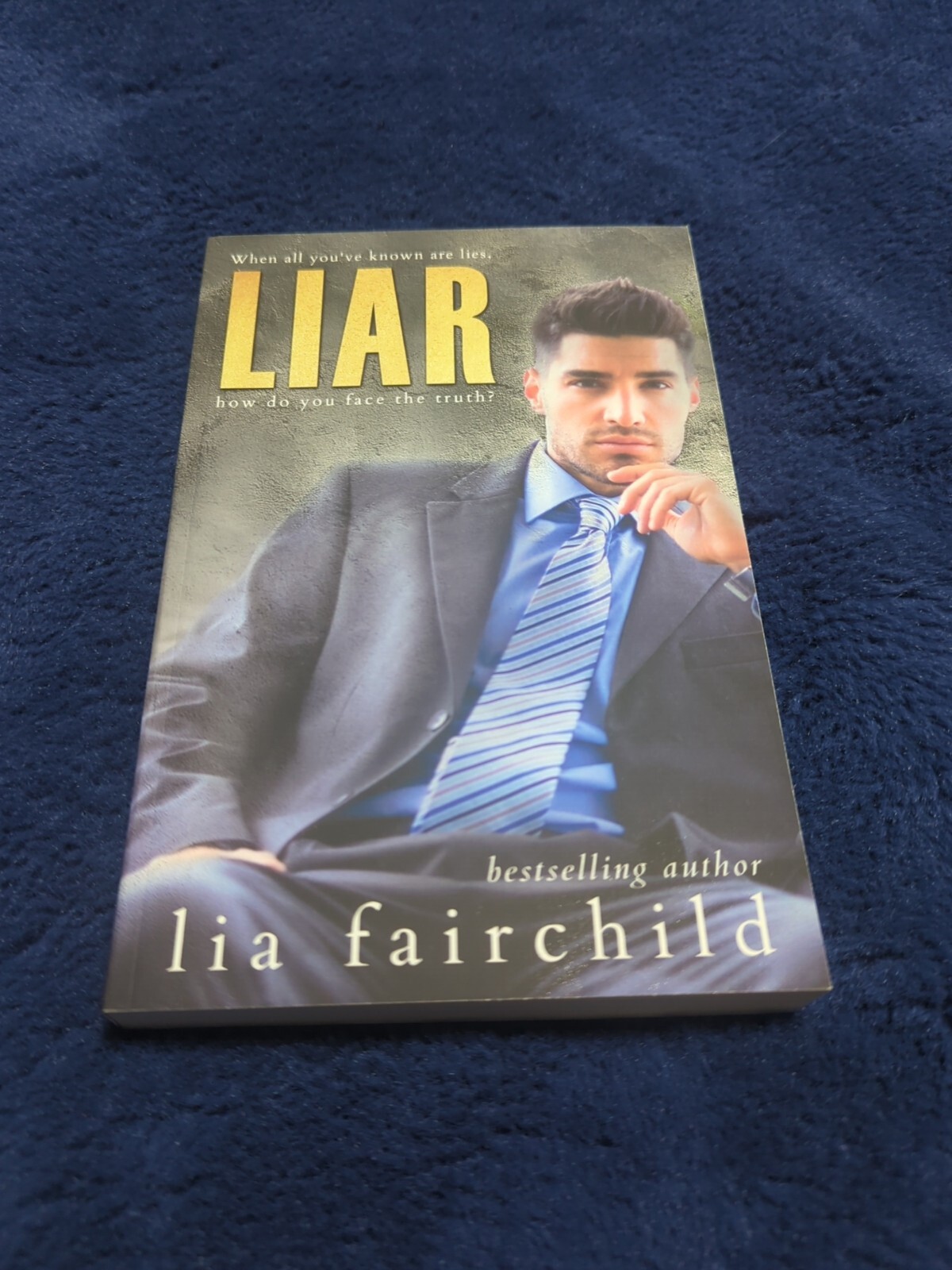 Lia Fairchild: Liar – Bestselling Author