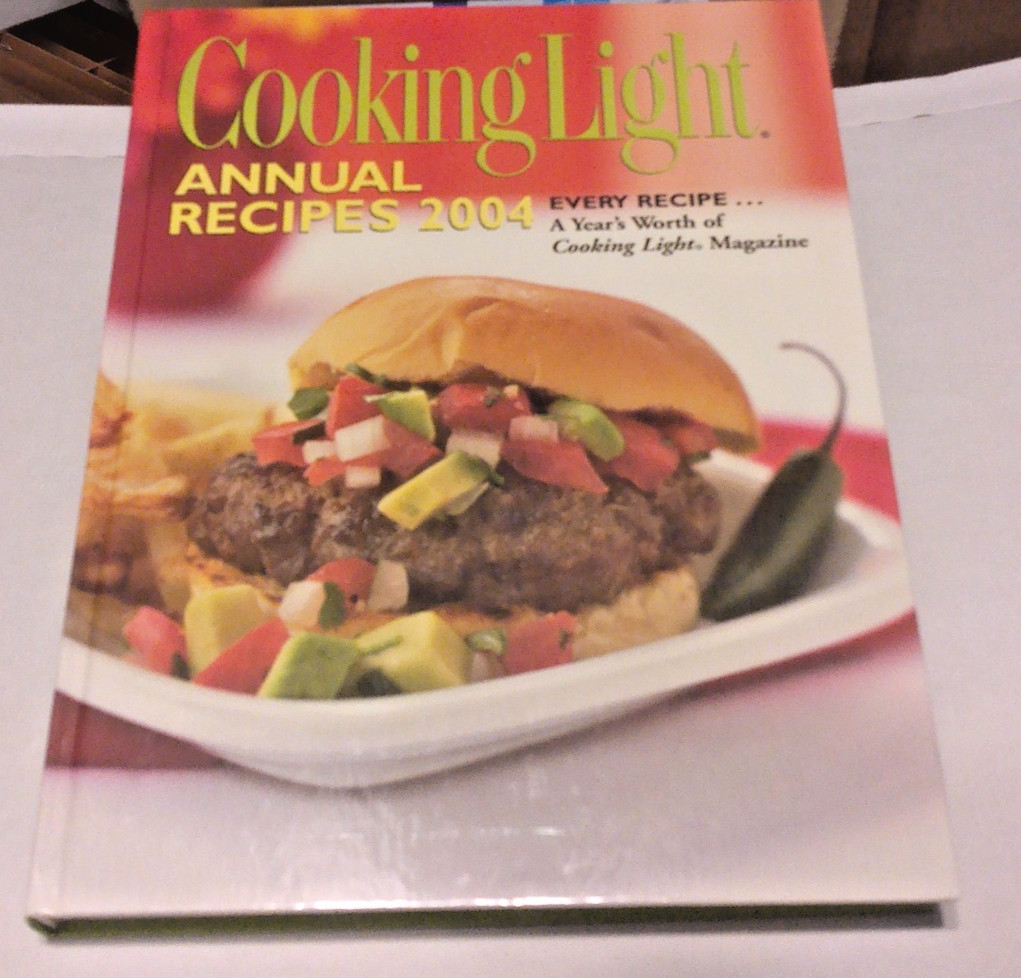 Cooking Light Annual Recipes 2004 (Cooking Light Cookbook), Staff of Publisher,