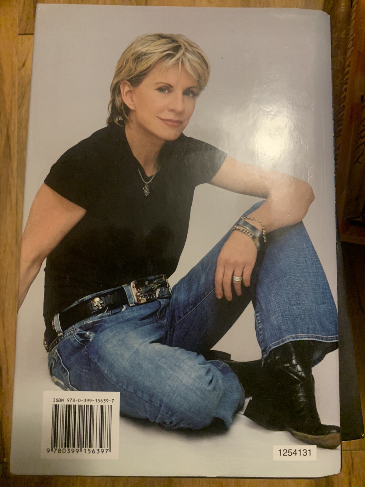 The Scarpetta Factor (A Scarpetta Novel) – Hardcover – GOOD