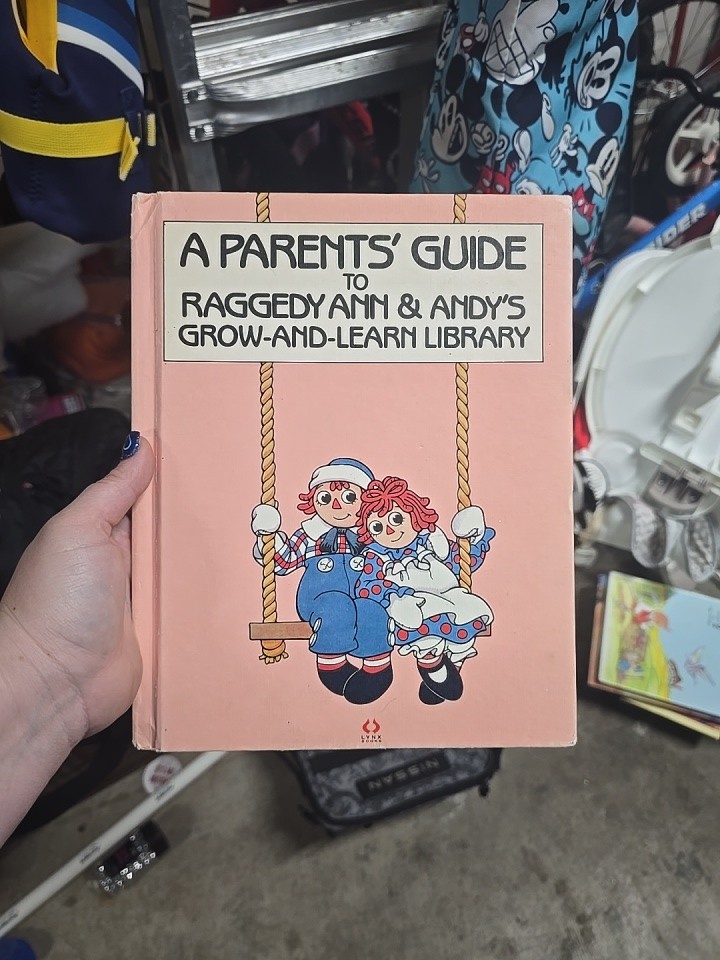 Parents Guide Raggedy Ann & Andy’s Grow-and-Learn Library 1988 Hardcover