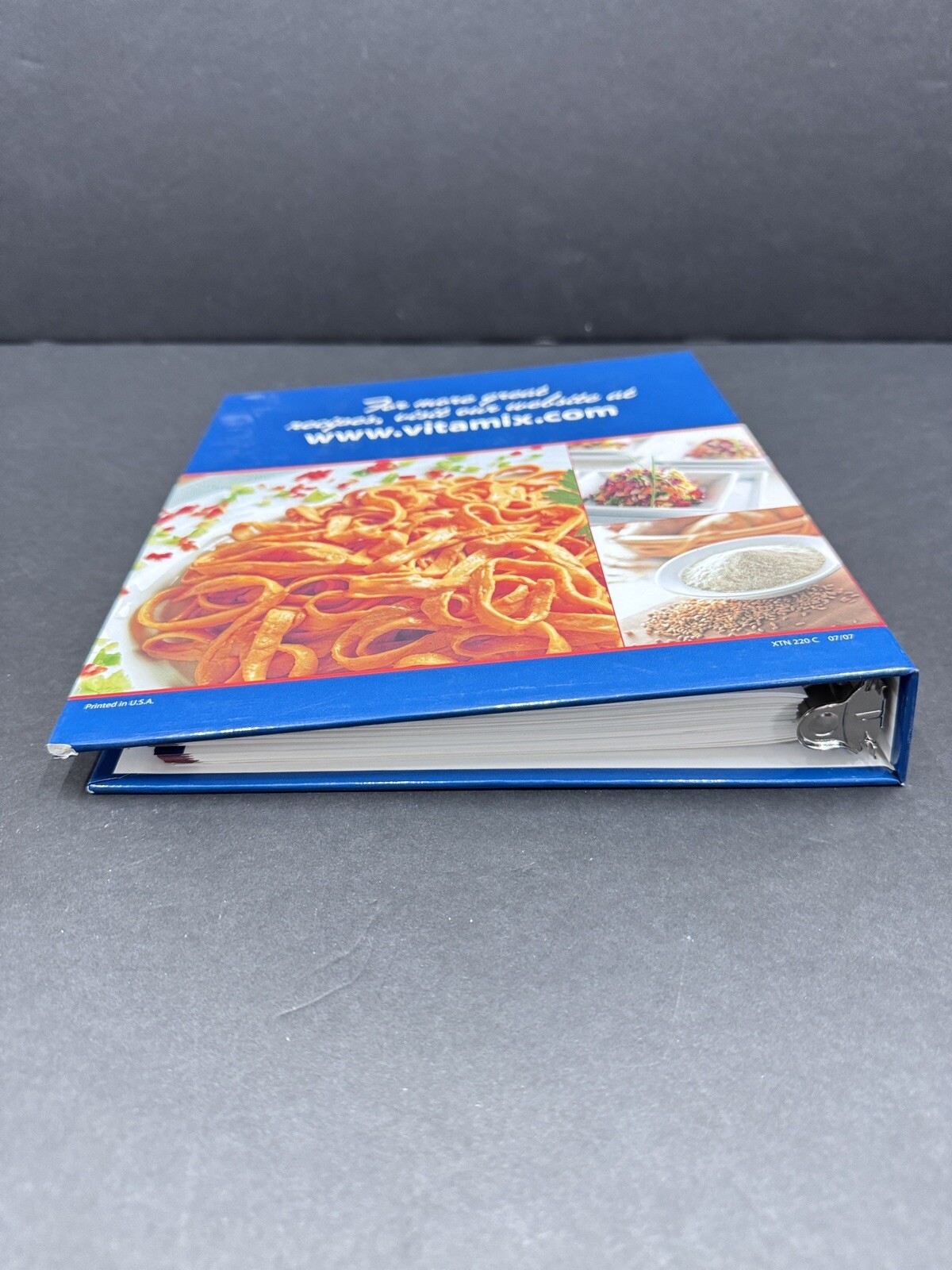 Vita-Mix Whole Food Recipes For Better Living 3-Ring Binder 2007 Cookbook & DVD