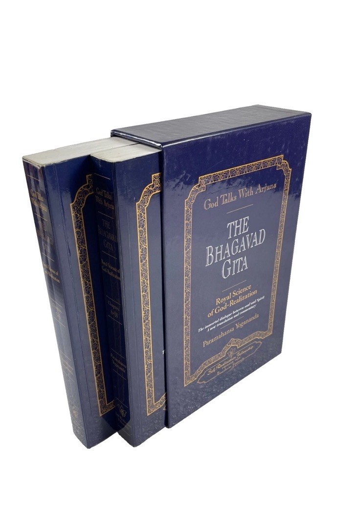 God Talks with Arjuna : The Bhagavad Gita: Royal Science of God-Realization Box