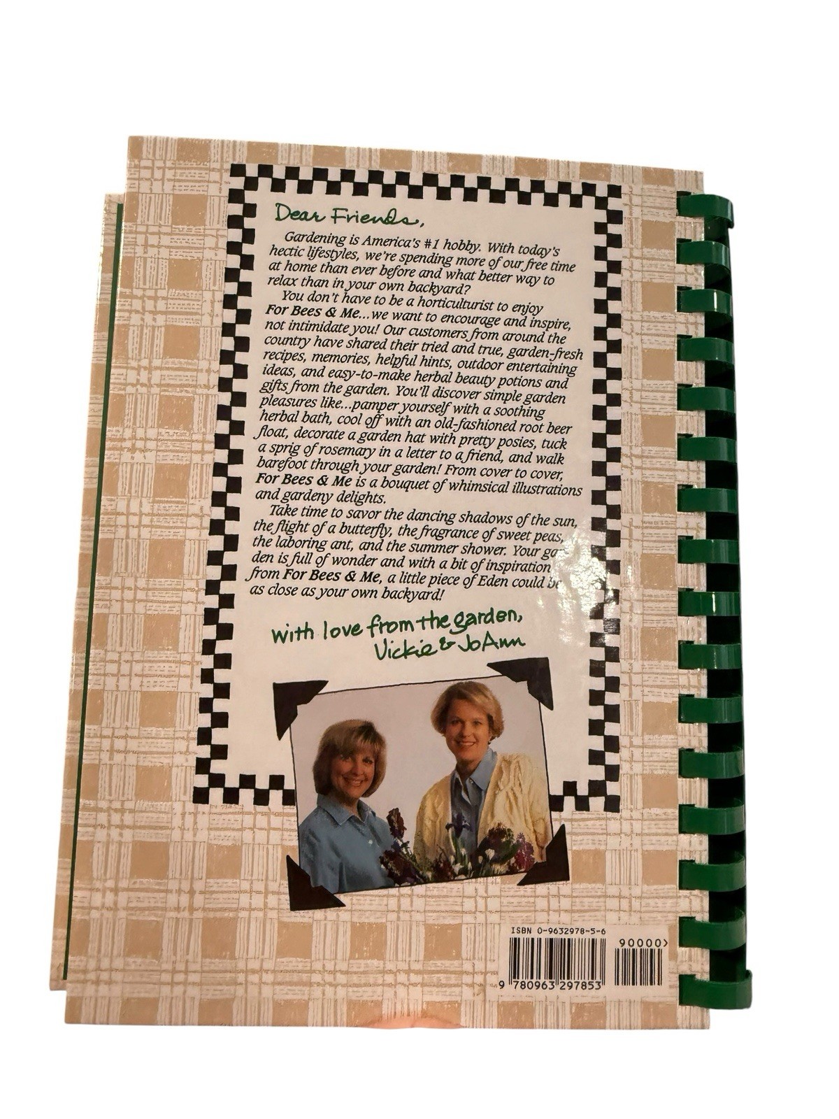 Gooseberry Patch For Bees & Me Spiral Bound Cookbook