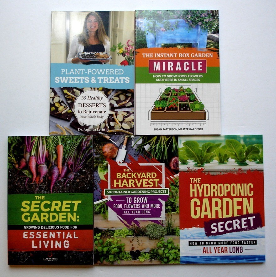 LOT 5 Alternative Daily Gardening Books, Susan Patterson/Amanda Levitt