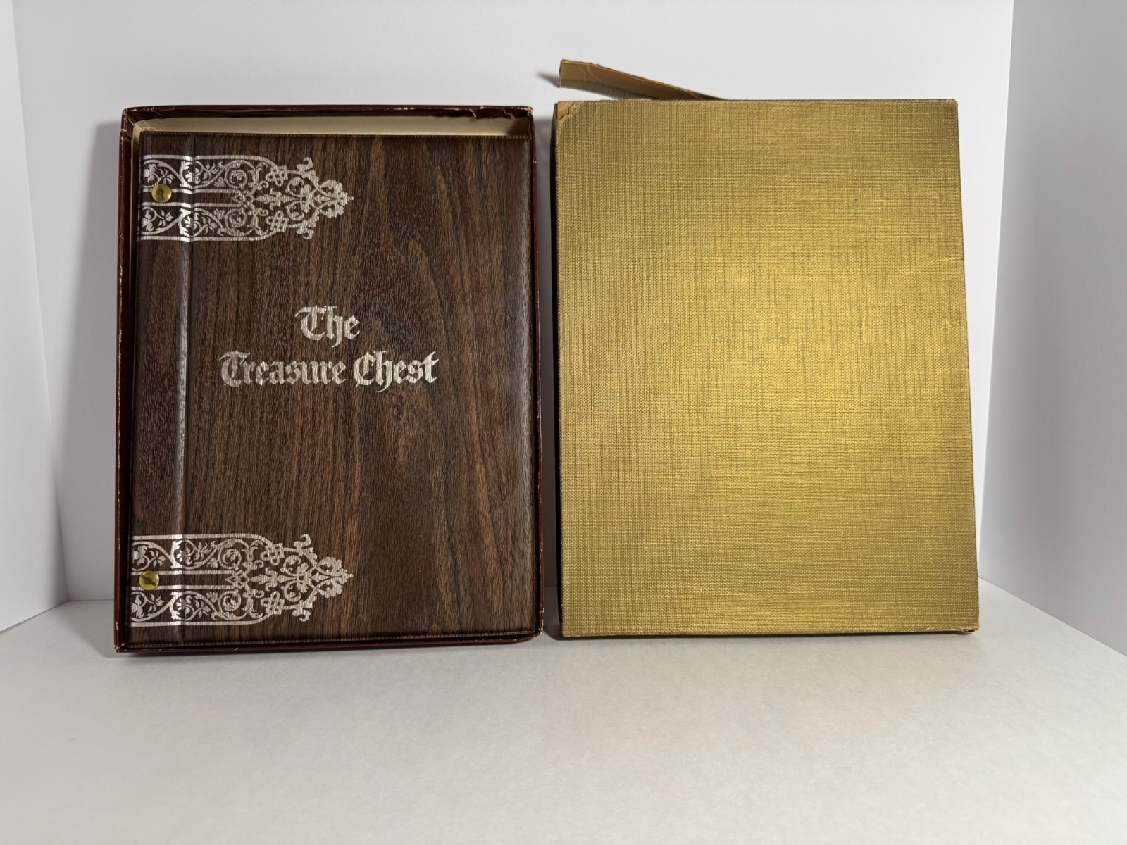 The Treasure Chest Charles L. Wallis Hardcover – Guide Lamp Edition w/ Box