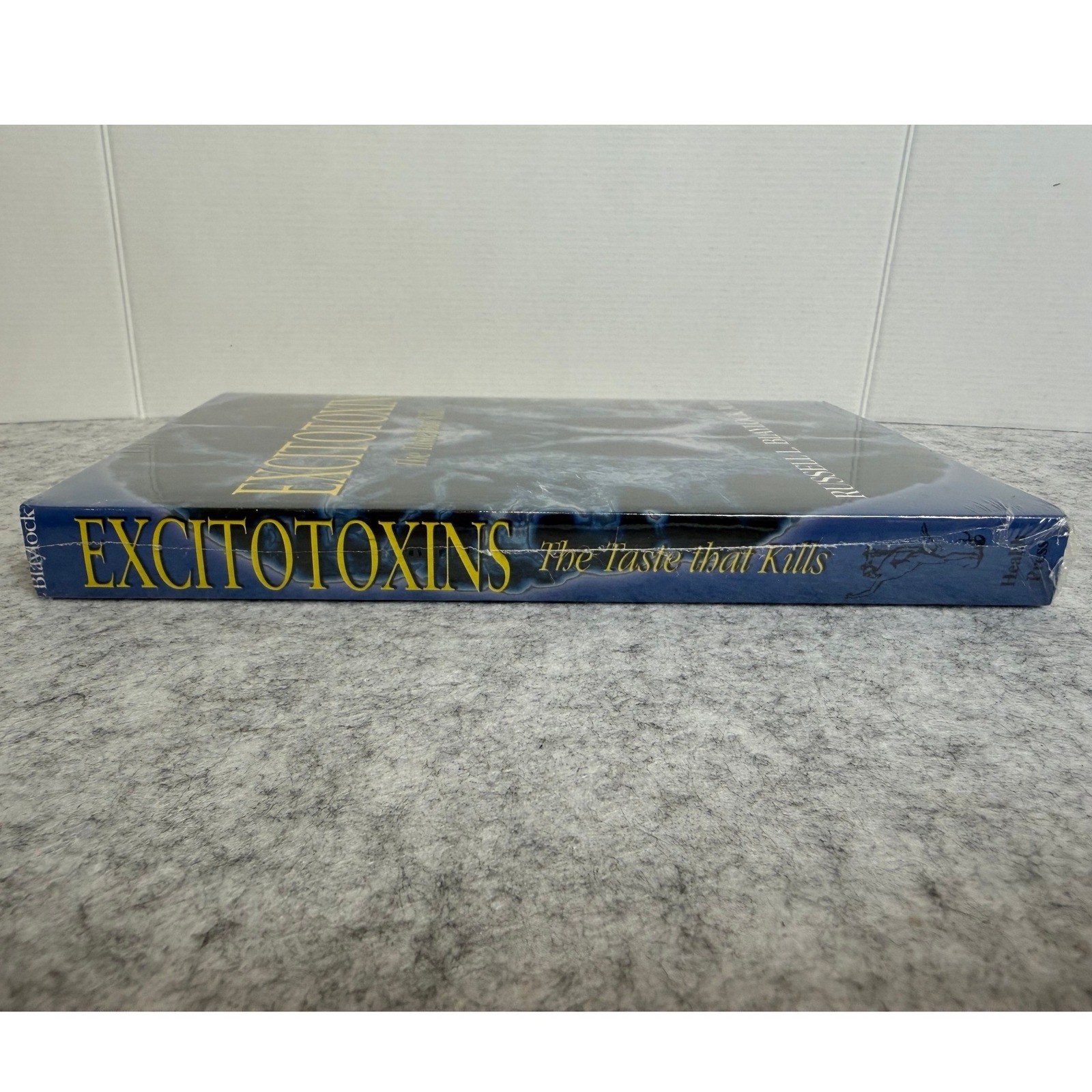 Excitotoxins: The Taste That Kills by Russell L. Blaylock, M.D – Paperback – New