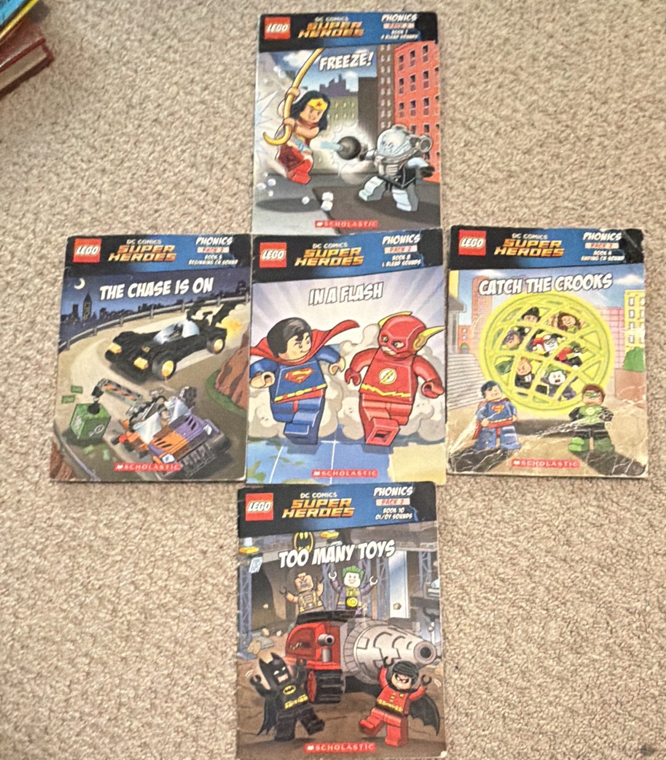Scholastic LEGO DC Super Heroes Phonics Pack 2 Lot of 5 PB Illustrated Ages 4-8
