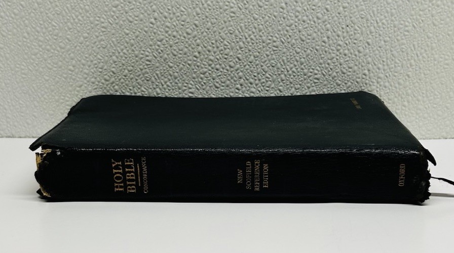 Vntg Black Oxford KJV HOLY BIBLE Leather New Scofield Edition Thumb Index c.1967