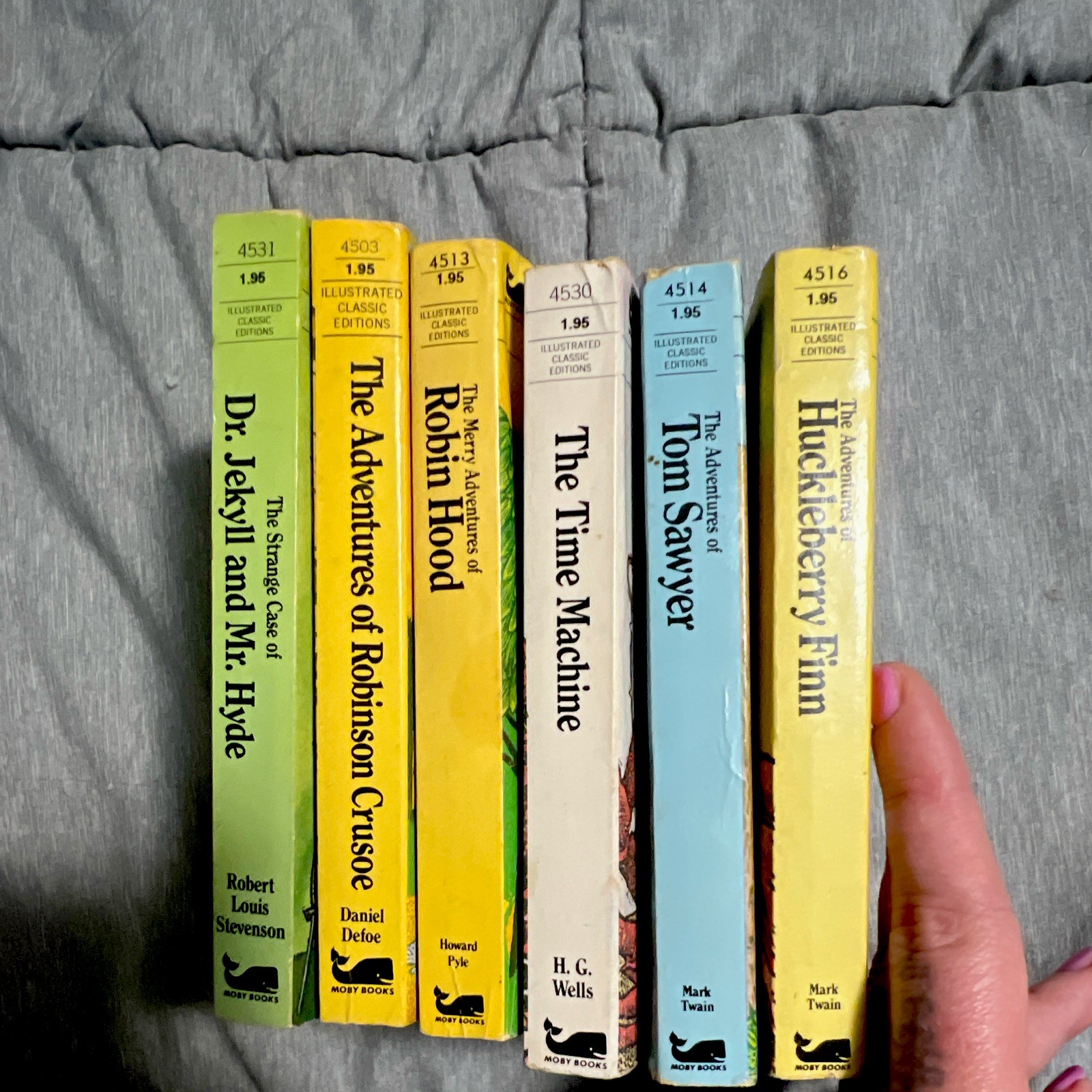Illustrated Classic Editions Illustrated PB Lot of 6 Moby Books Wells Twain