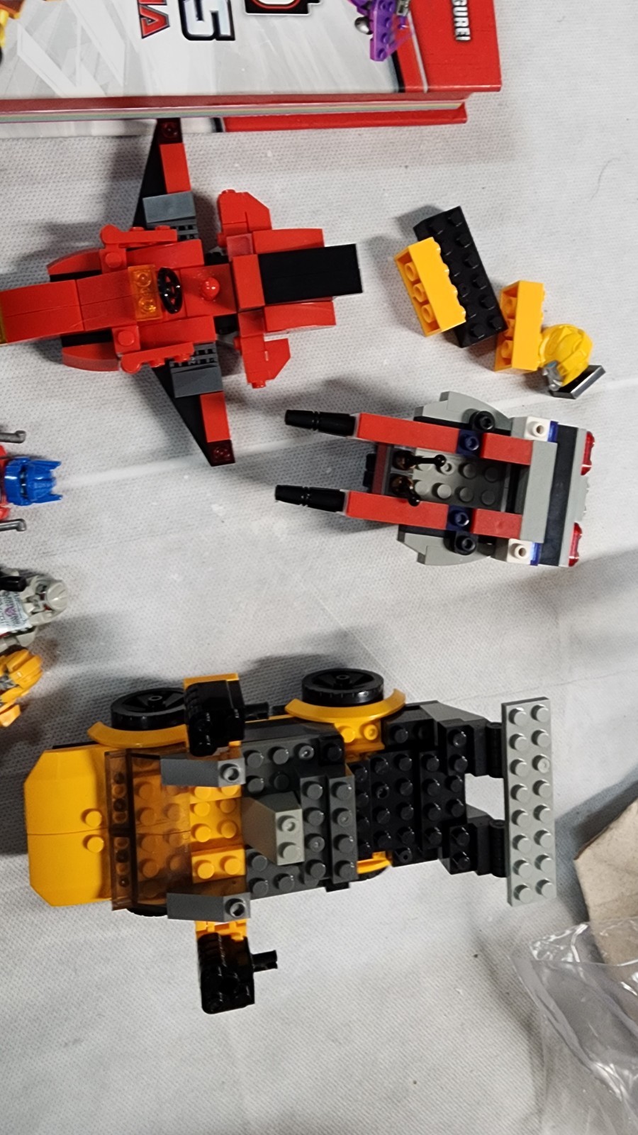 Transformers Kre-O Lot – Character Encyclopedia – Brick Box Optimus Megatron Bee