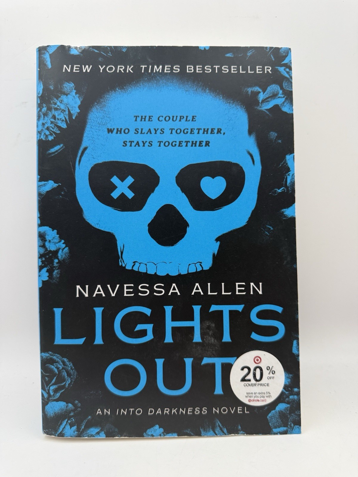 Lights Out : An into Darkness Novel by Navessa Allen (2024, Trade Paperback)