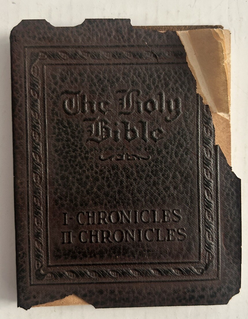 The Holy Bible Chronicles I And II Little Leather Library (Dried Out)