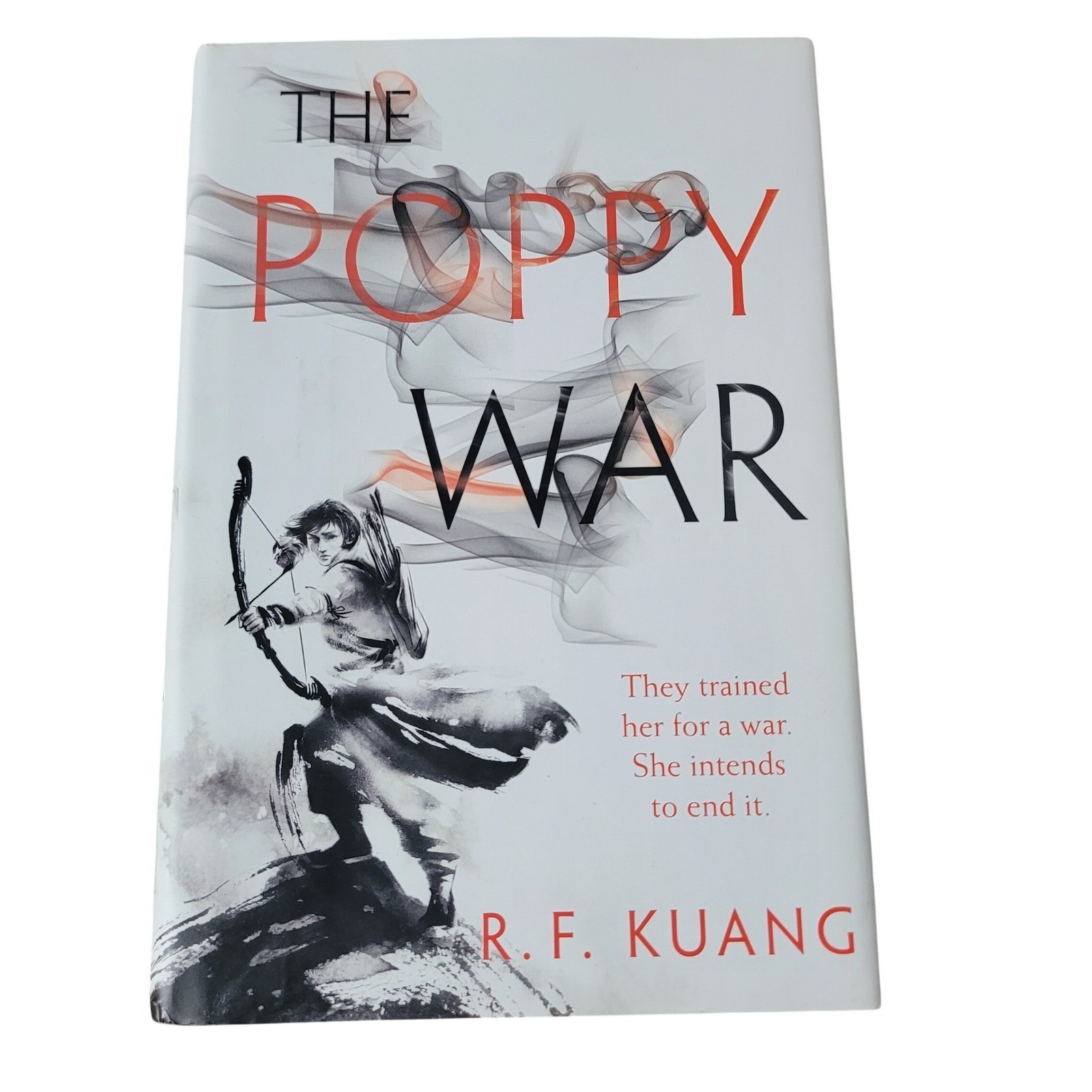Harper Voyager The Poppy War Hardcover Book R.F. Kuang Fantasy 2018 1st Edition