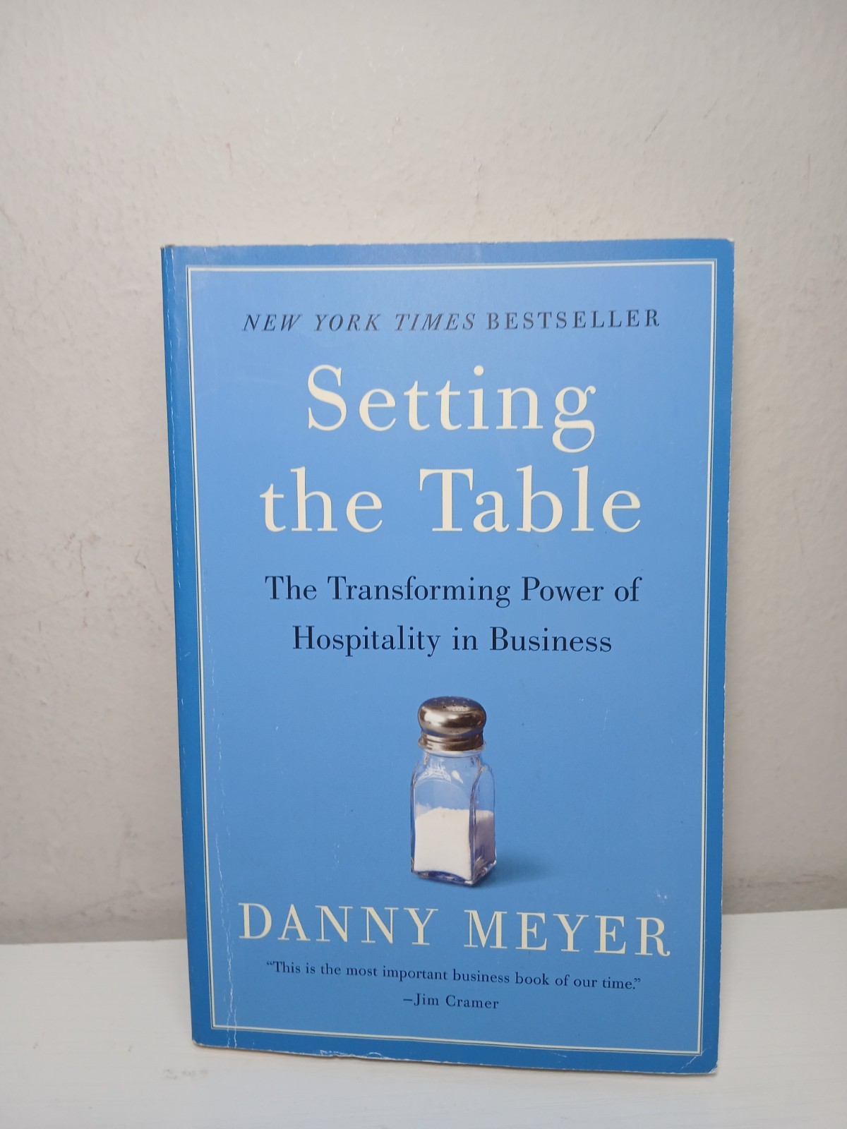 Setting the Table: The Transforming Power of Hospitality in Business – Meyer…