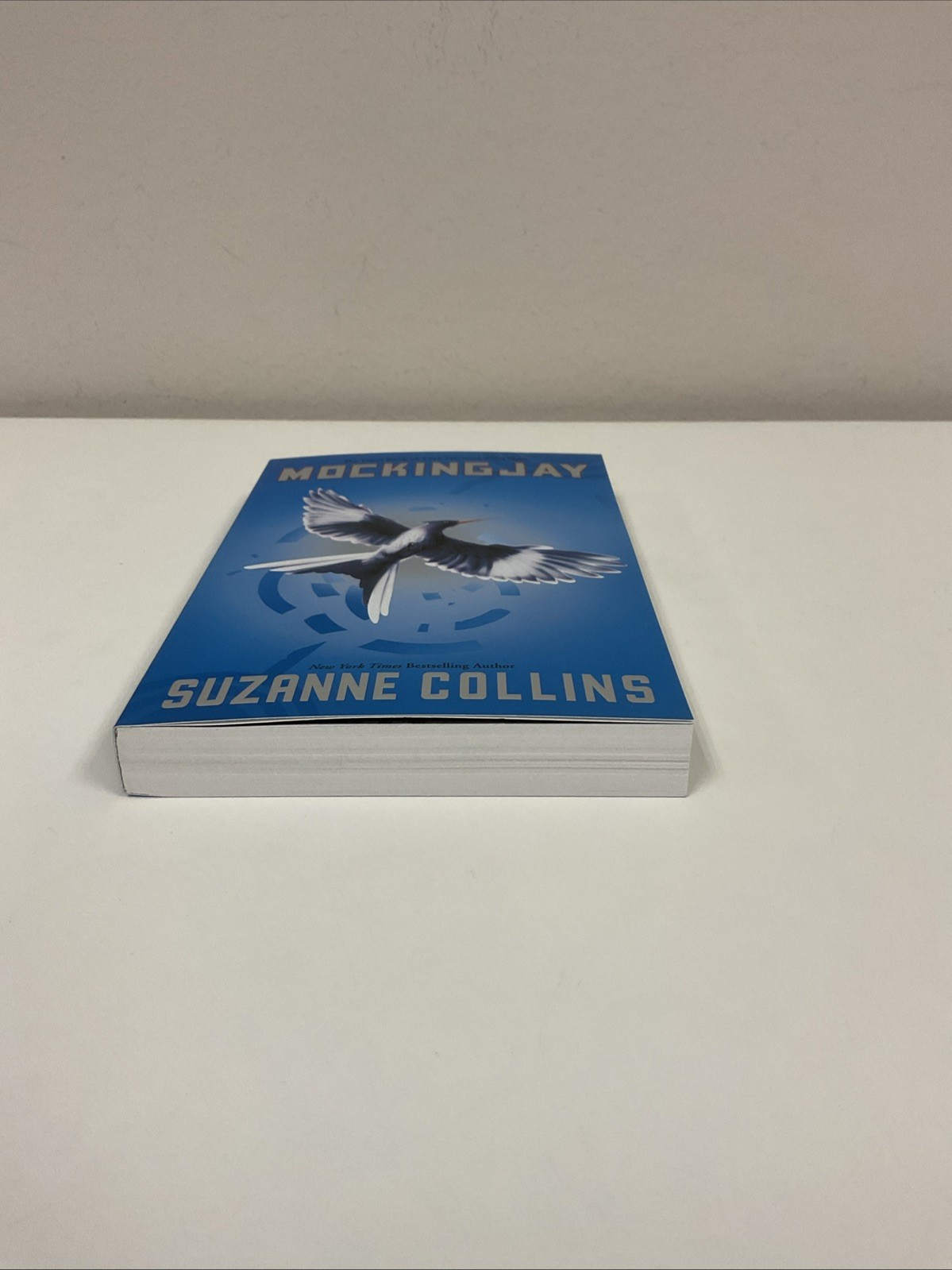 Mockingjay (Hunger Games, Book Three) by Suzanne Collins (2014, Trade Paperback)