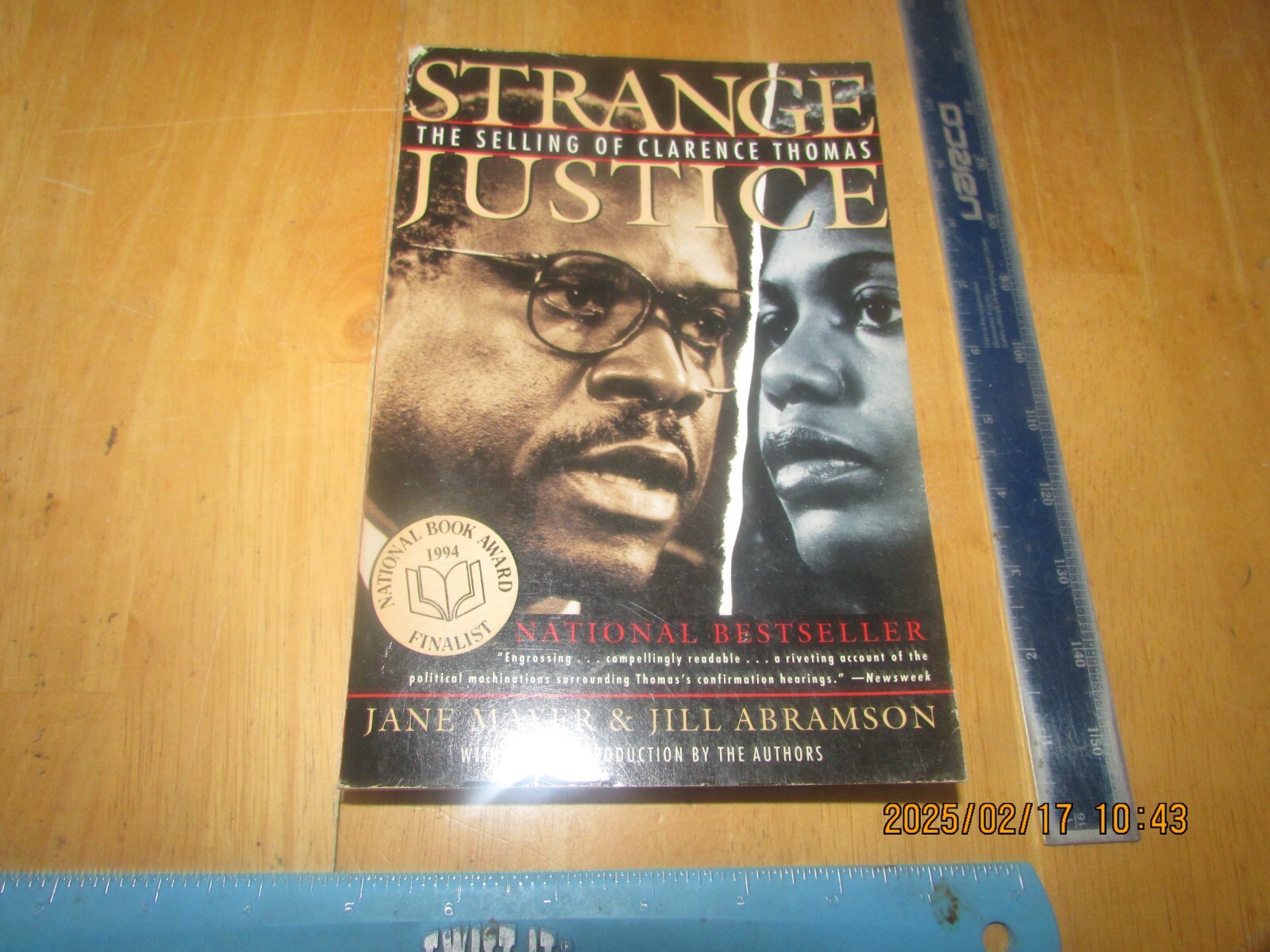 Strange Justice : The Selling of Clarence Thomas by Jill Abramson and Jane Mayer