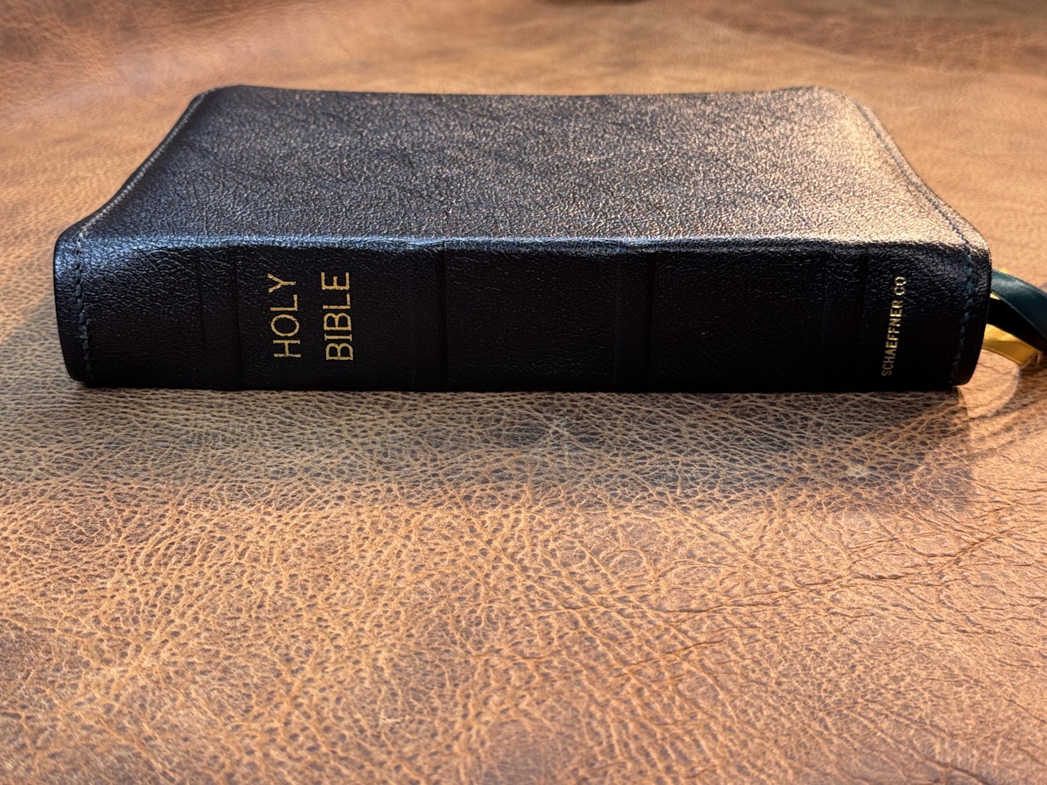 LSB Giant Print Reference Bible, Pebbled Black Goatskin Leather, 3 Ribbons