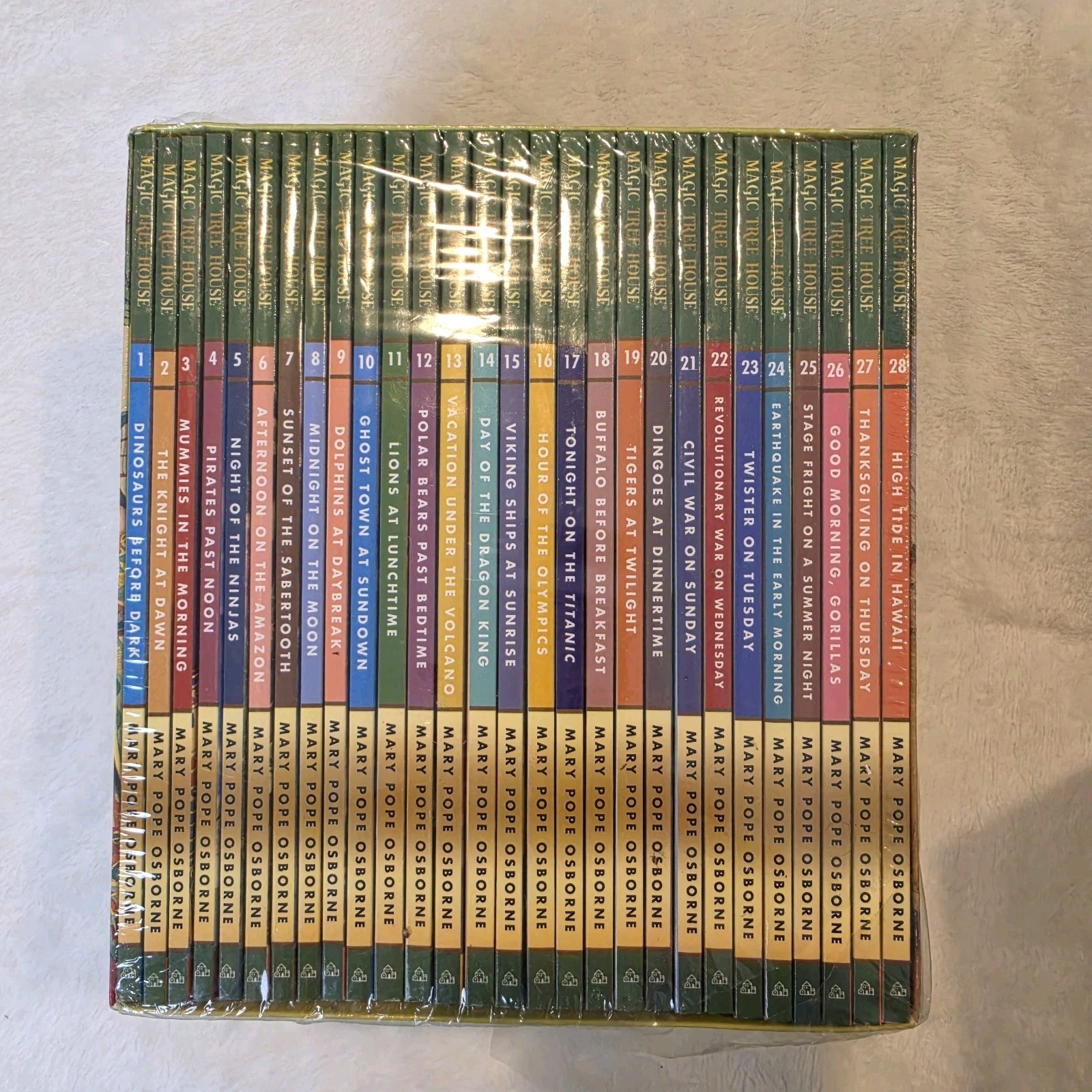 Magic Tree House 1–28 Box Set – Complete 28-Book Collection, Library Edition