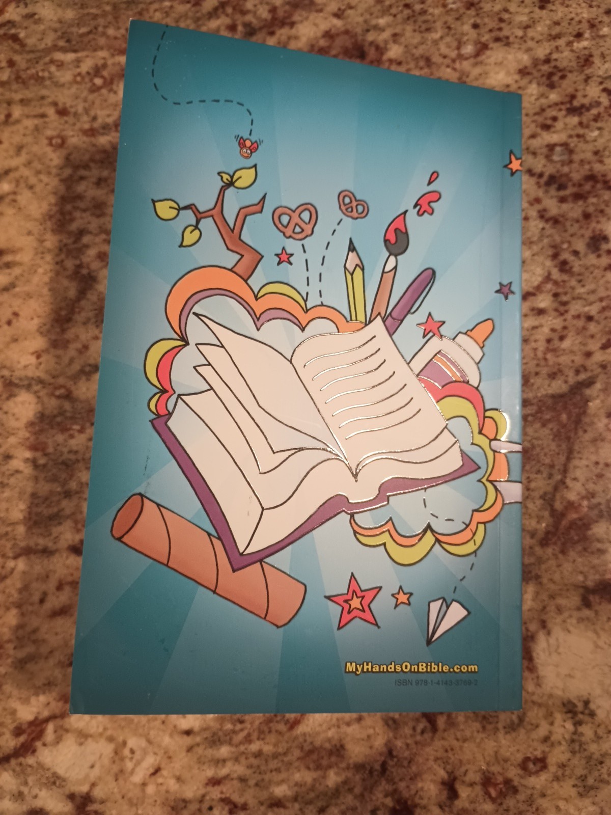 Hands-On Bible : Packed with Experiences That Get Kids into the Bible