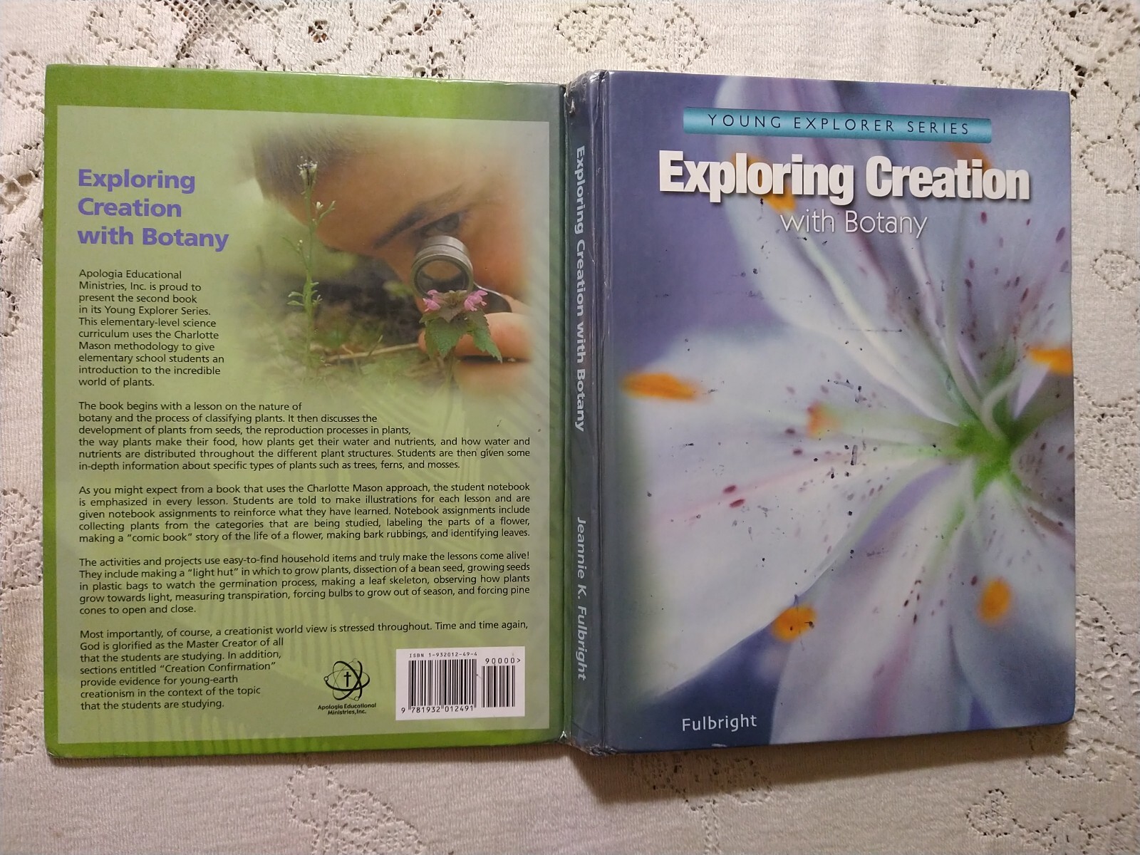 Exploring Creation with Botany, – Hardcover, by Jeannie Fulbright – Very Good