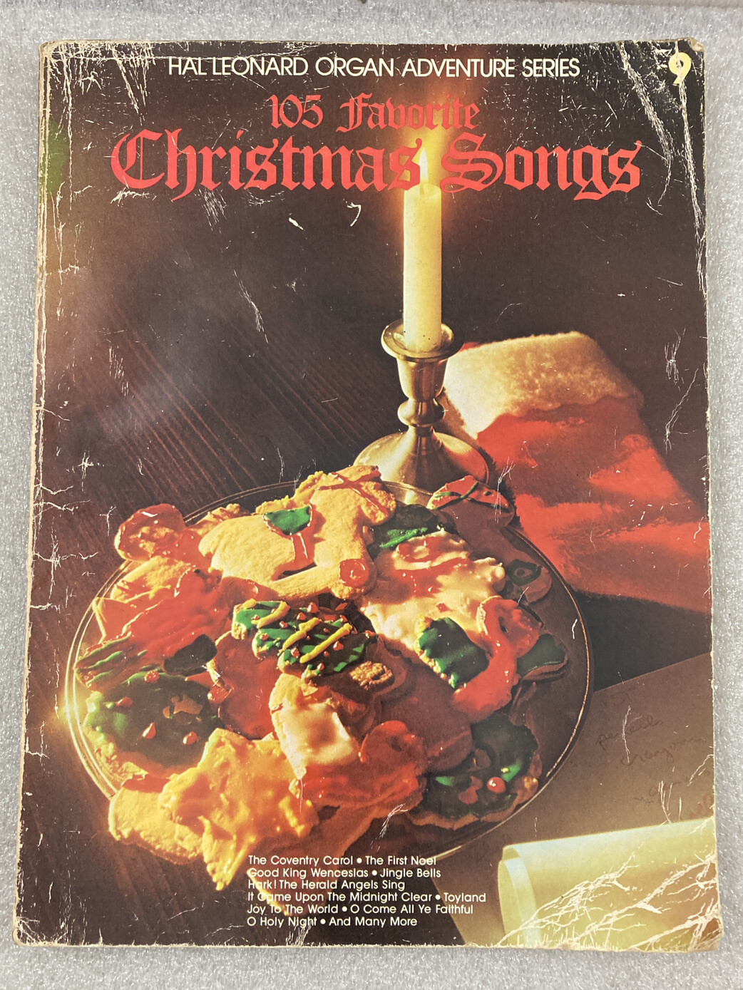 105 Favorite Christmas Songs PB Hal Leonard Organ Adventure Series 145 pages