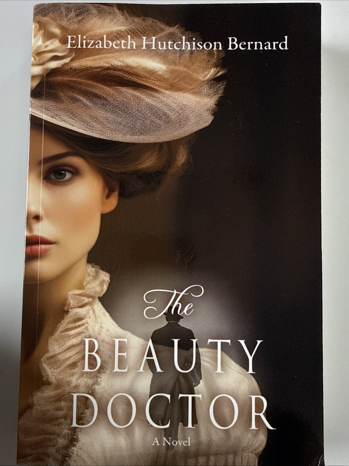The Beauty Doctor A Novel – Brand New @2