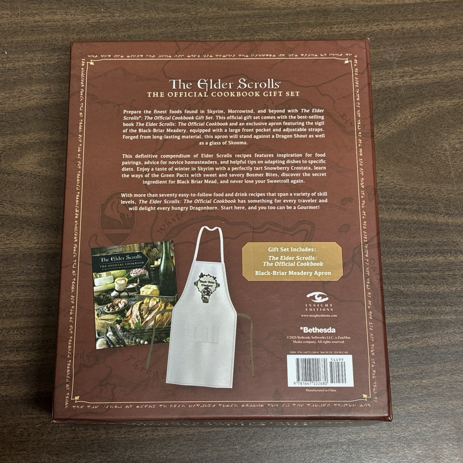 Chelsea Monroe-C Elder Scrolls: The Official Cookbook Gif (Mixed Media Product)