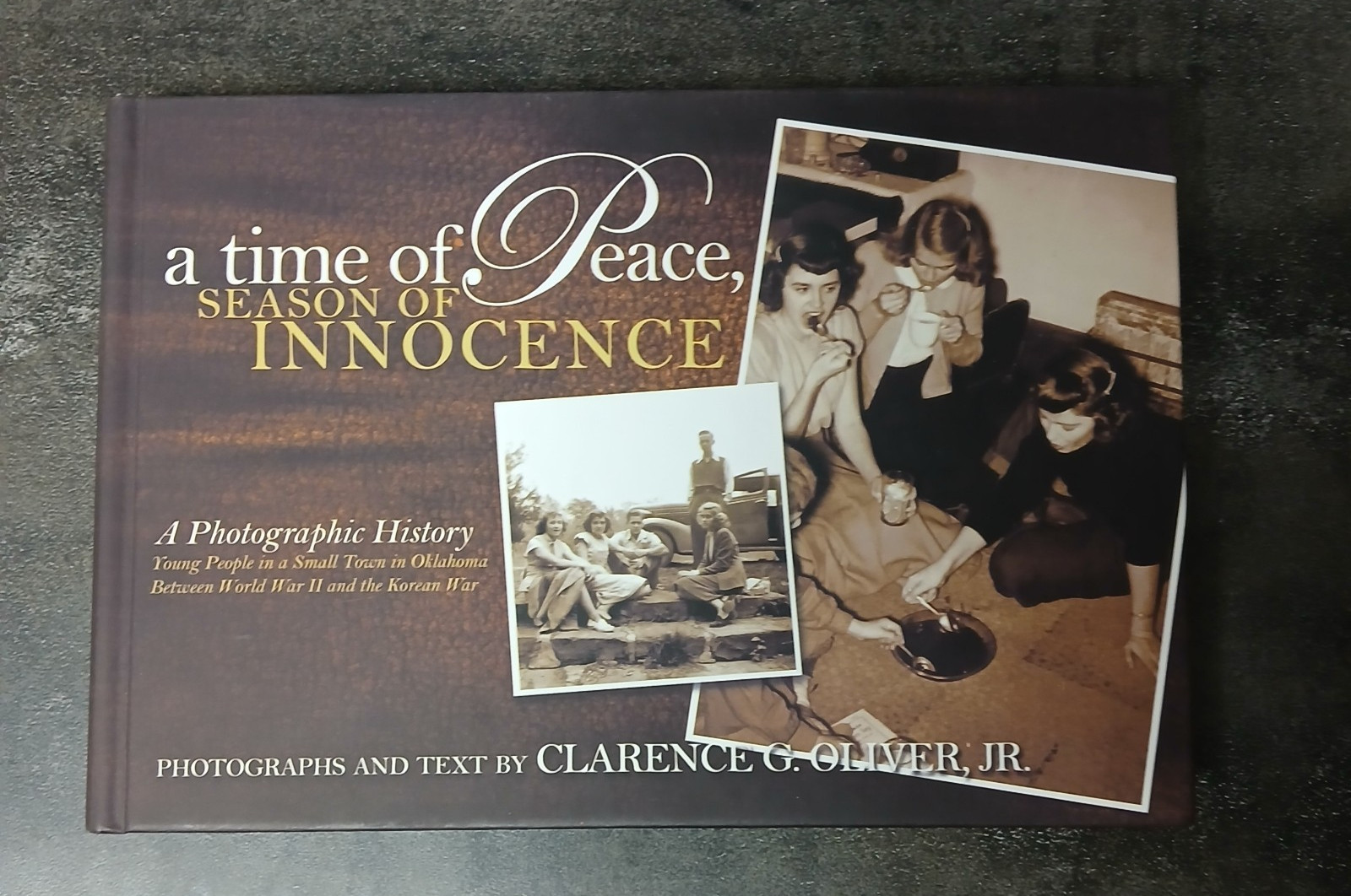 A Time of Peace, Season of Innocence : A Photographic History Young People i…