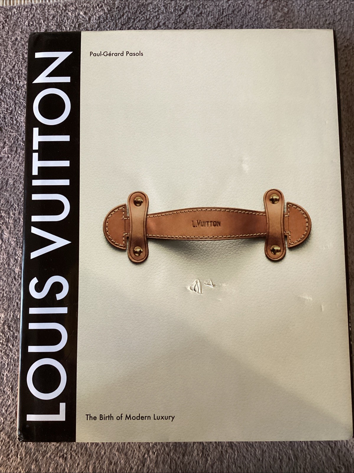 Louis Vuitton 11A