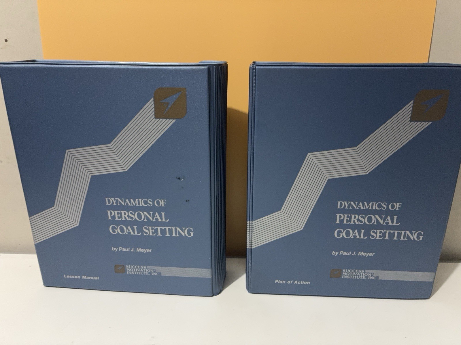 1990 Dynamics of Goal Setting – Lesson Manual & Plan of Action – Paul J. Meyer