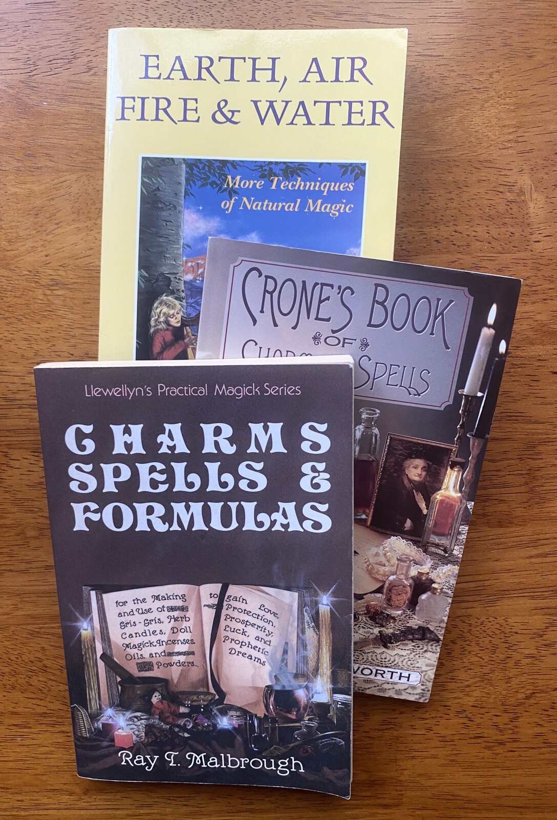 Lot Of 3 Books: Charms, Spells, Rituals, Magic & More! | Llewellyn Publications✨