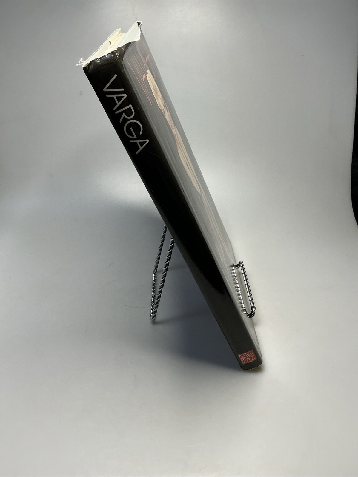 Varga : The Esquire Years A Catalogue Raisonne Hardcover Vonnegut Foreword