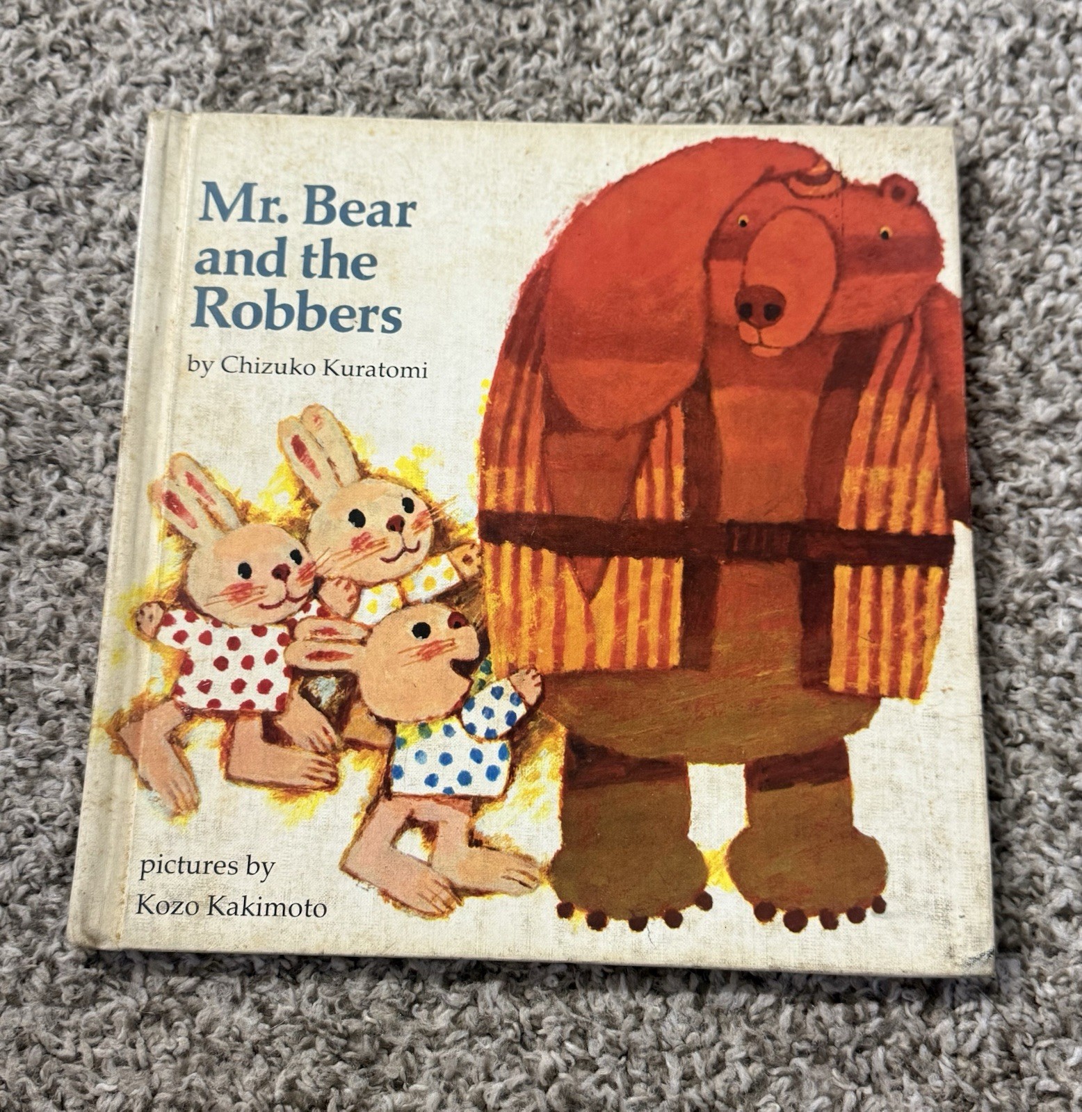 🔥RARE Mr. Bear and the Robbers – Hardcover Chizuko Kuratomi🔥