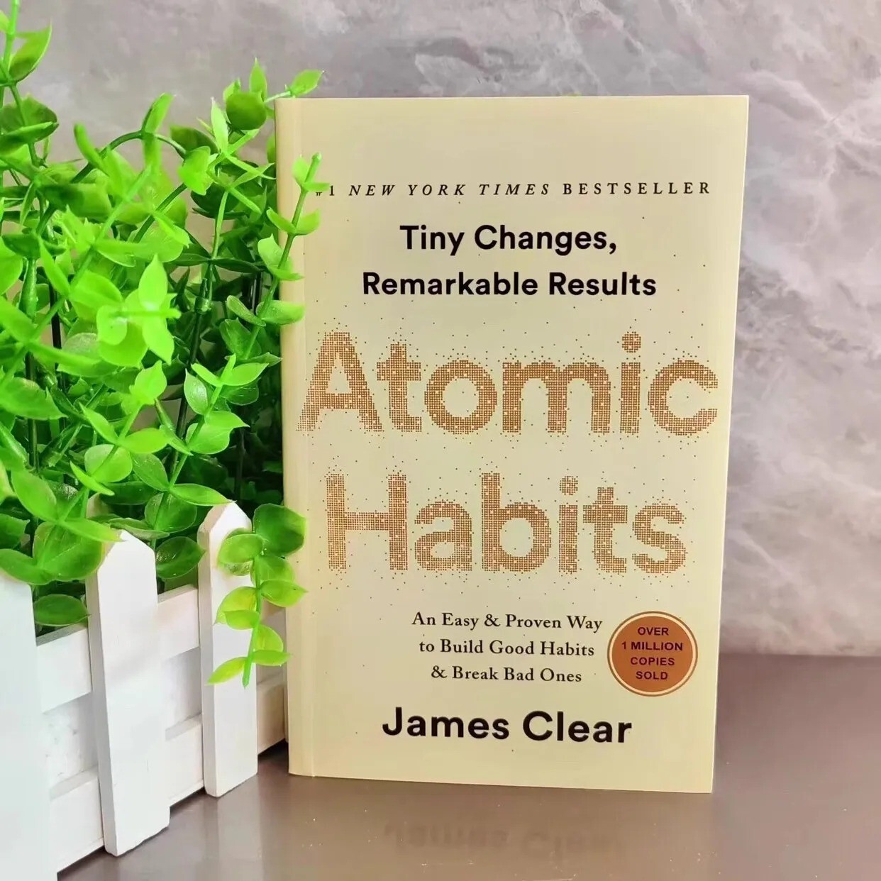 Atomic Habits by James Clear :Build Good Habits & Break Bad Ones Limited Edition