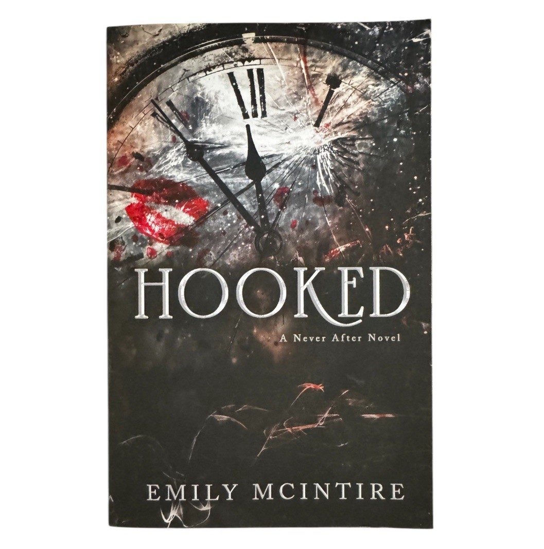 Hooked by Emily McIntire (2021, Trade Paperback)